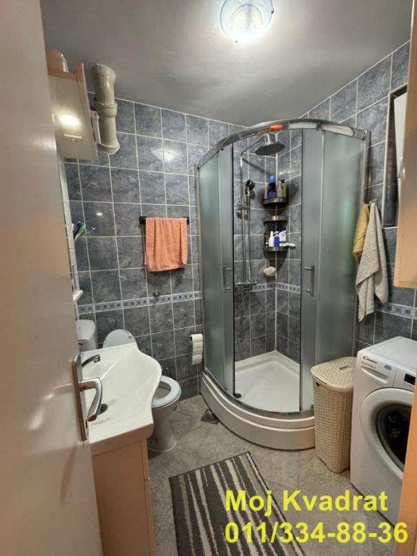 Stan na prodaju u Beogradu, Cerak, dvosoban, 65m2, cena 239000 evra