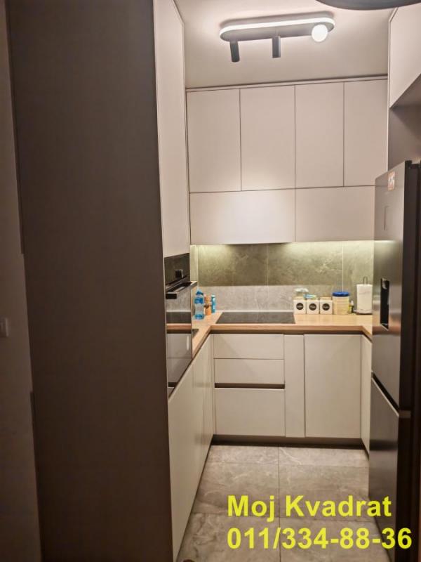 Stan na prodaju u Beogradu, Vidikovac, trosoban, 82m2, cena 311600 evra