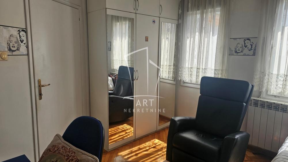 Stan na prodaju u Beogradu, Pašino brdo, 109m2, cena 355000 evra