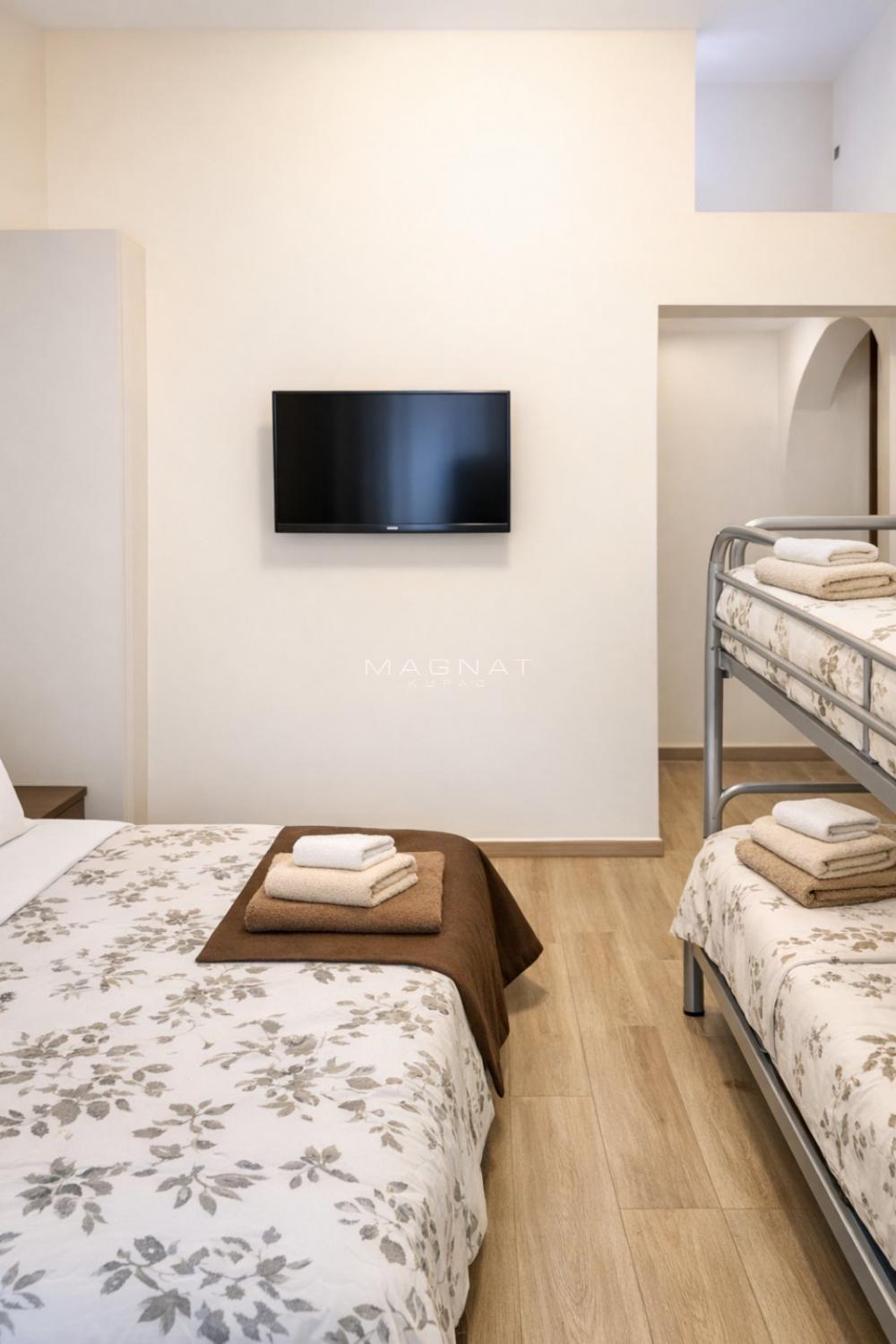 Stan na prodaju u Beogradu, Stari grad, troiposoban, 90m2, cena 338000 evra