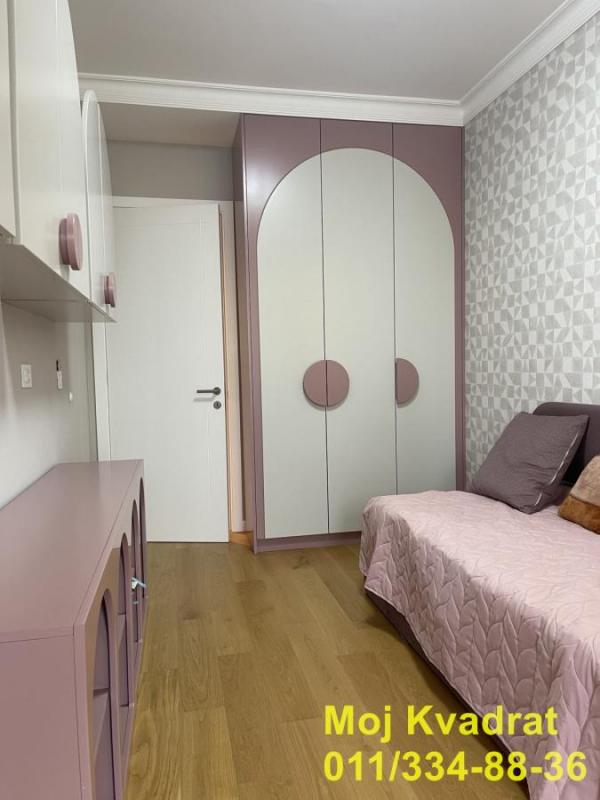 Stan na prodaju u Beogradu, Tošin bunar, cetvorosoban, 176m2, cena 692000 evra