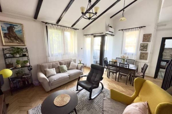 Stan na prodaju u Beogradu, Miljakovac, trosoban, 84m2, cena 215000 evra