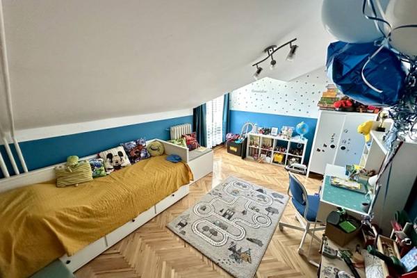 Stan na prodaju u Beogradu, Miljakovac, trosoban, 84m2, cena 215000 evra