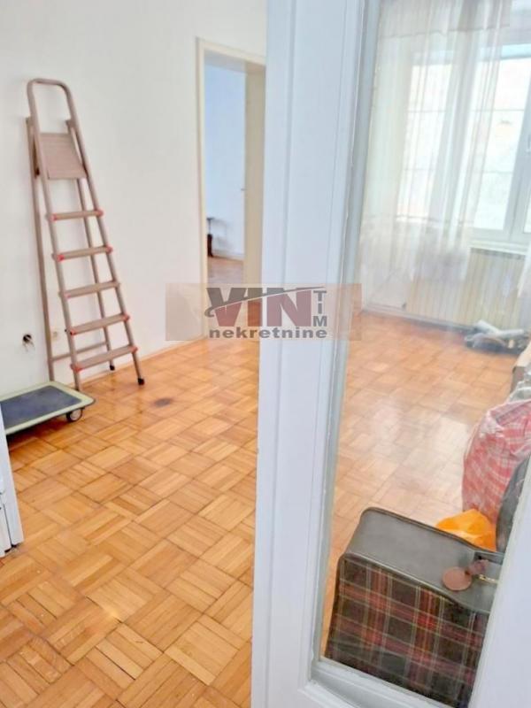 Stan na prodaju u Beogradu, Vračar (Hram), trosoban, 79m2, cena 363000 evra