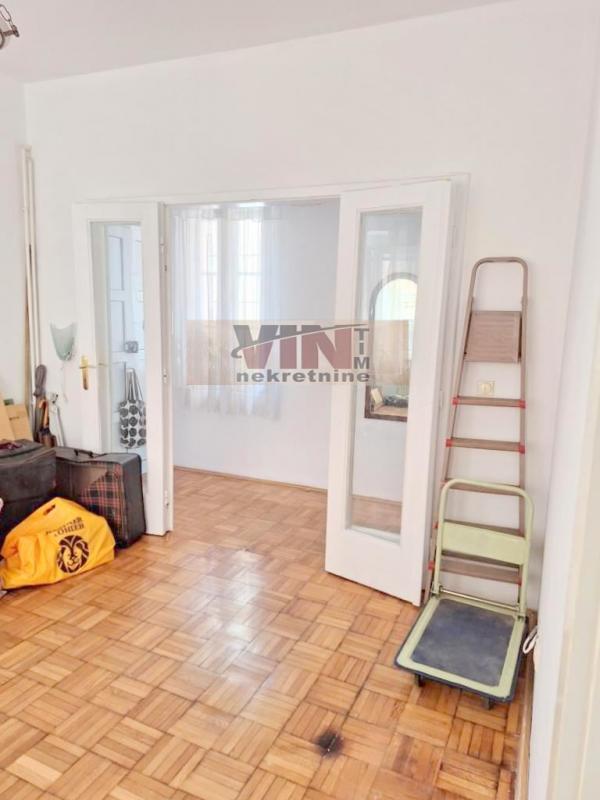 Stan na prodaju u Beogradu, Vračar (Hram), trosoban, 79m2, cena 363000 evra