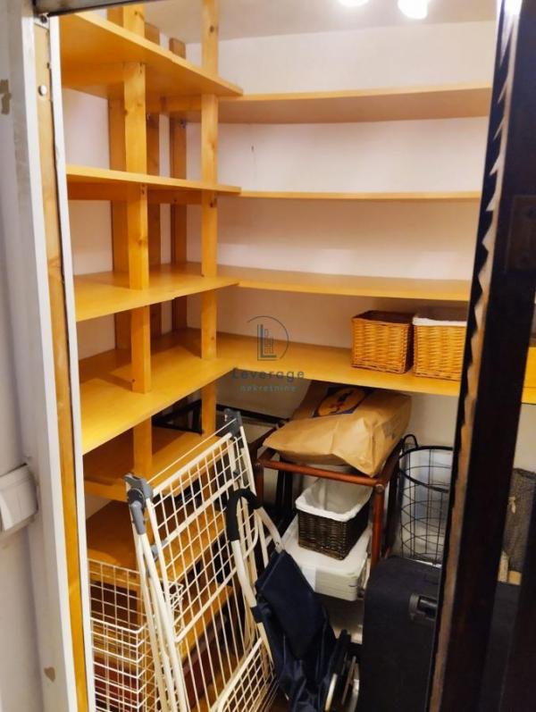 Stan na prodaju u Beogradu, Novi Beograd blok 30 (B92), trosoban, 89m2, cena 335000 evra