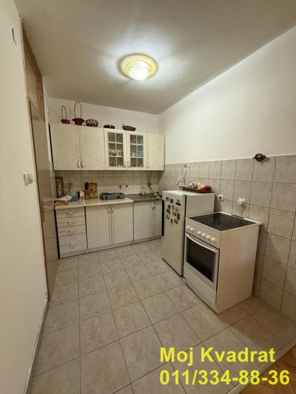 Stan na prodaju u Beogradu, Resnik, jednosoban, 39m2, cena 82000 evra
