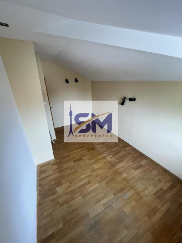 Stan na prodaju u Beogradu, Zemun polje, 105m2, cena 149900 evra