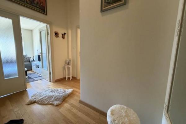 Stan na prodaju u Beogradu, Voždovac, trosoban, 82m2, cena 279000 evra