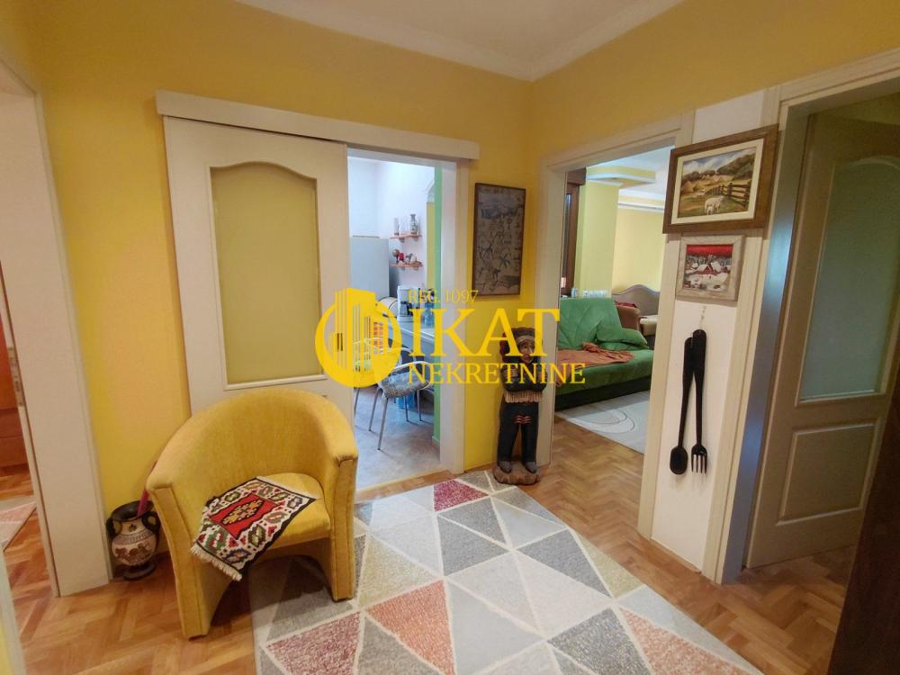 Stan na prodaju u Beogradu, Mirijevo, trosoban, 82m2, cena 235000 evra