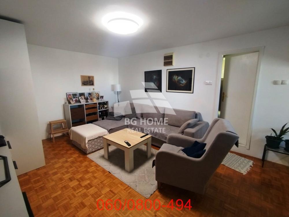 Stan na prodaju u Beogradu, Novi Beograd blok 28 (Potkovica), 116m2, cena 320000 evra