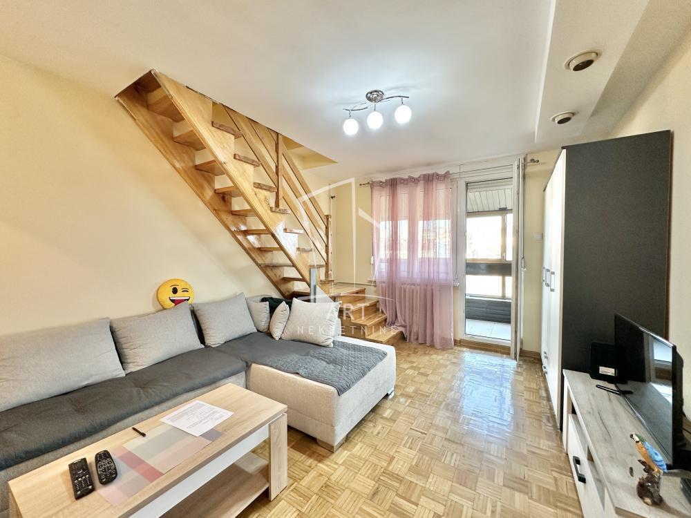 Stan na prodaju u Beogradu, Banovo brdo, dvoiposoban, 54m2, cena 185000 evra
