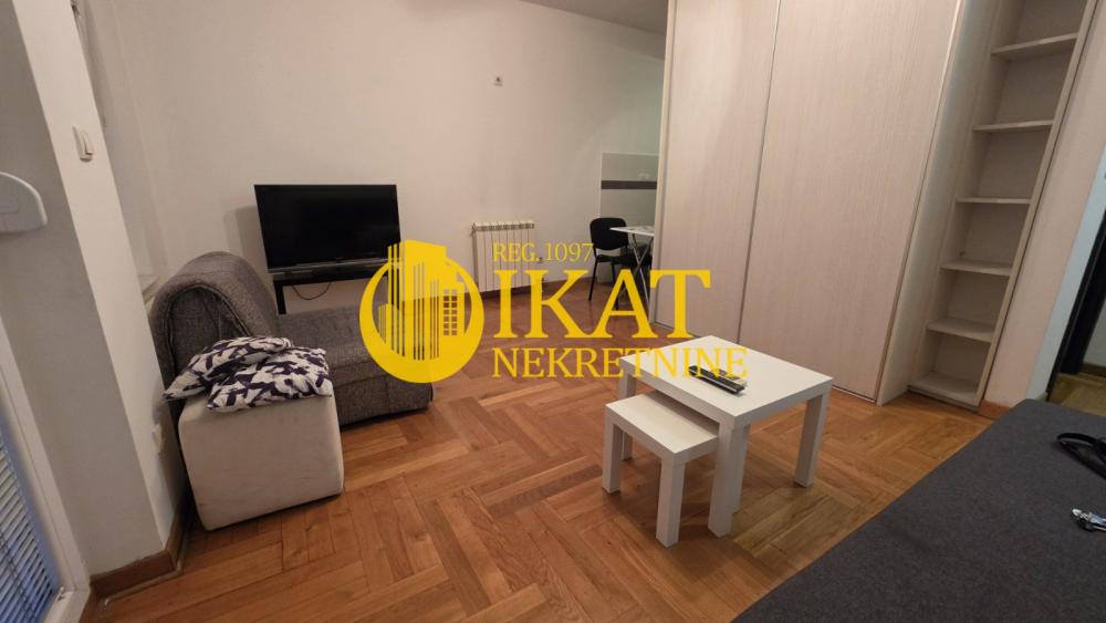 Stan na prodaju u Beogradu, Zvezdara, jednosoban, 32m2, cena 148000 evra