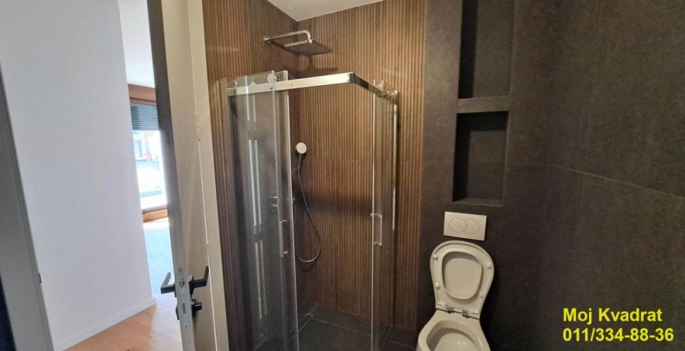 Stan na prodaju u Beogradu, Voždovac, trosoban, 57m2, cena 208434 evra