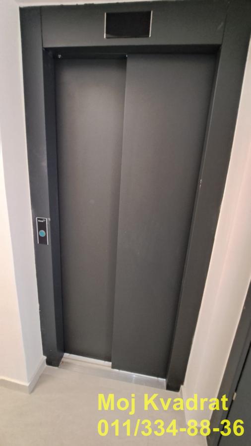 Stan na prodaju u Beogradu, Voždovac, trosoban, 57m2, cena 208434 evra