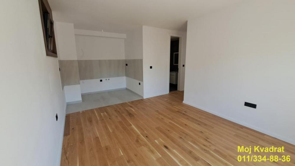 Stan na prodaju u Beogradu, Voždovac, trosoban, 57m2, cena 208434 evra