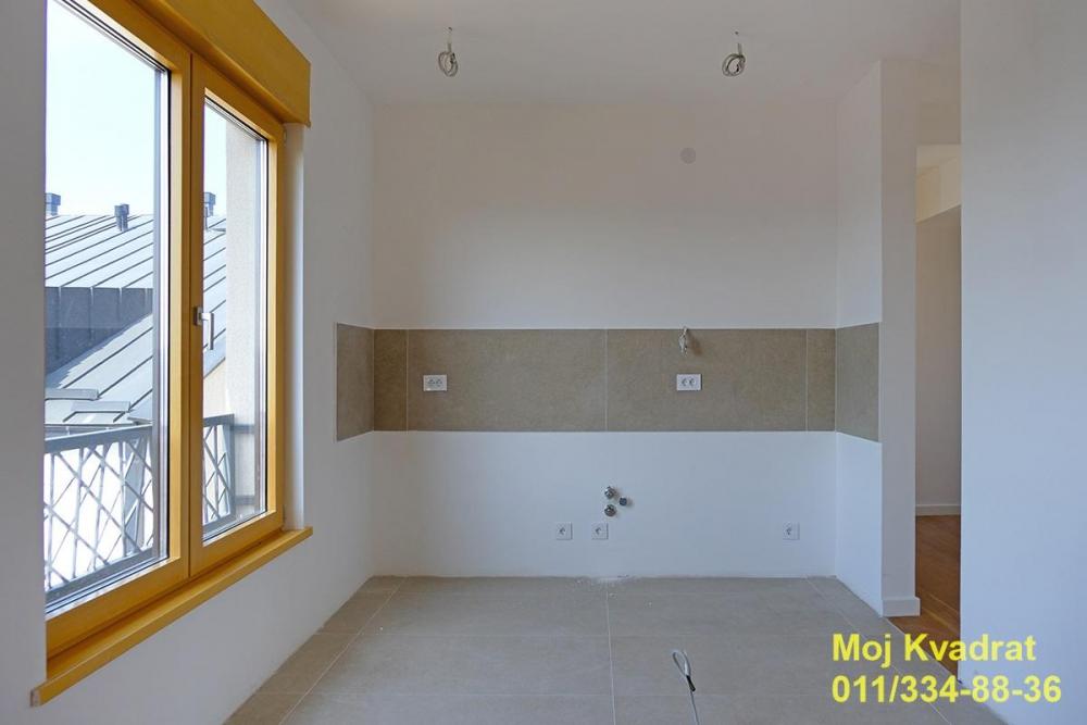 Stan na prodaju u Beogradu, Čubura, cetvorosoban, 110m2, cena 418000 evra