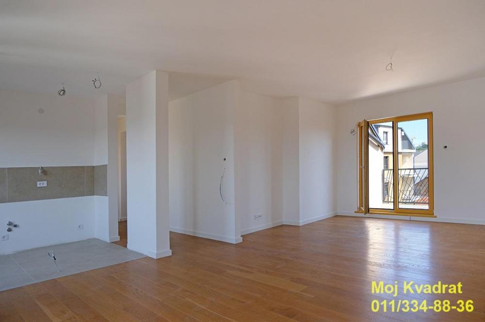 Stan na prodaju u Beogradu, Čubura, cetvorosoban, 110m2, cena 418000 evra
