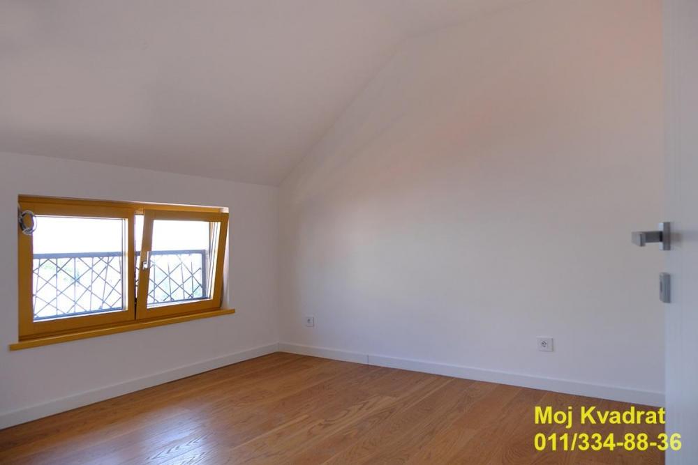 Stan na prodaju u Beogradu, Čubura, cetvorosoban, 110m2, cena 418000 evra