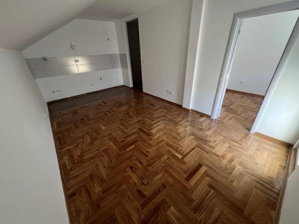 Stan na prodaju u Beogradu, Borča, jednoiposoban, 41m2, cena 99900 evra