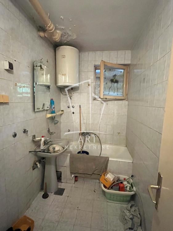 Stan na prodaju u Beogradu, Miljakovac, dvoiposoban, 54m2, cena 146000 evra