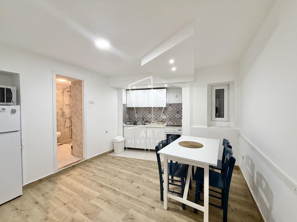 Stan na prodaju u Beogradu, Stari grad, dvosoban, 37m2, cena 159000 evra