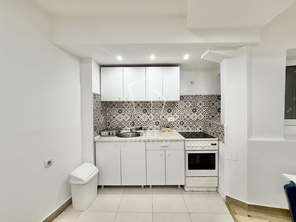 Stan na prodaju u Beogradu, Stari grad, dvosoban, 37m2, cena 159000 evra