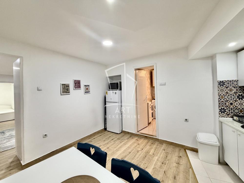 Stan na prodaju u Beogradu, Stari grad, dvosoban, 37m2, cena 159000 evra