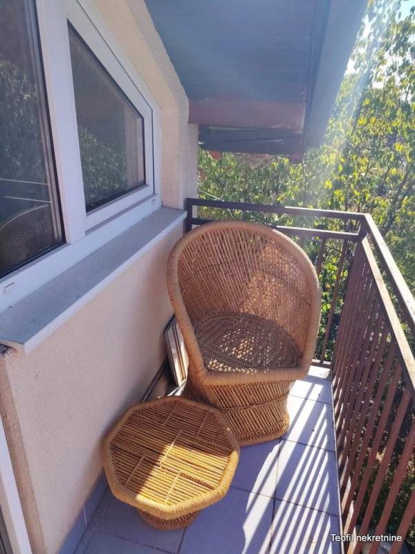 Stan na prodaju u Beogradu, Zemun polje, dvoiposoban, 60m2, cena 128000 evra