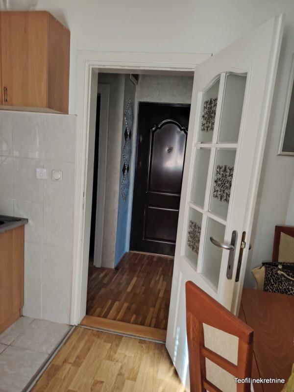 Stan na prodaju u Beogradu, Zemun polje, dvoiposoban, 60m2, cena 128000 evra