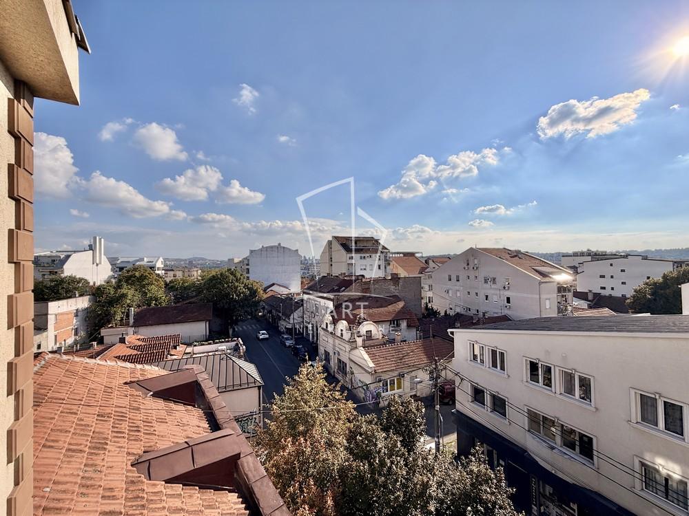 Stan na prodaju u Beogradu, Pašino brdo, cetvorosoban, 108m2, cena 320000 evra