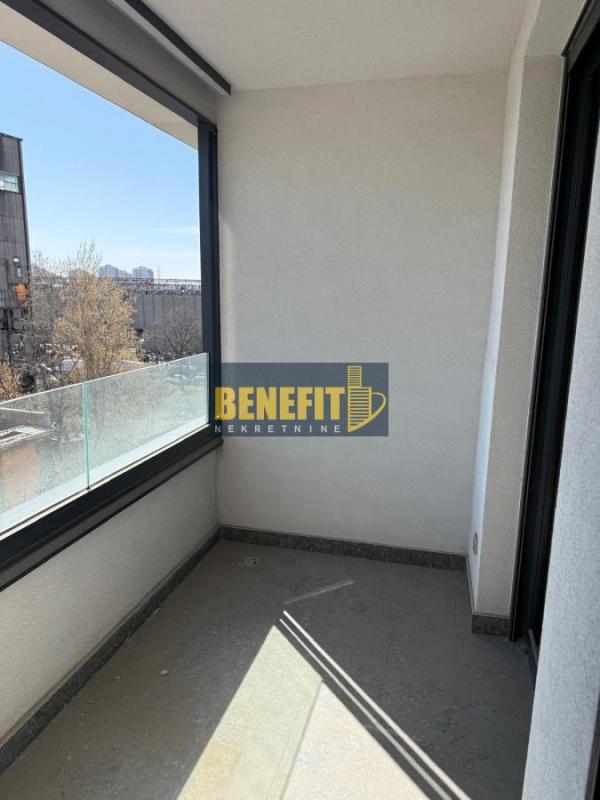 Stan na prodaju u Beogradu, Novi Beograd blok 67A (Belvile), dvosoban, 58m2, cena 255200 evra