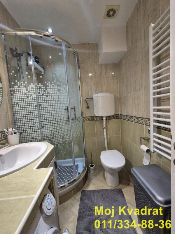 Stan na prodaju u Beogradu, Karaburma, dvoiposoban, 57m2, cena 165000 evra