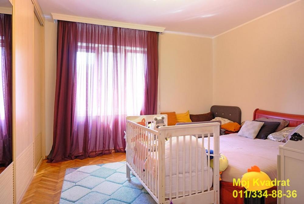 Stan na prodaju u Beogradu, Crveni Krst, dvosoban, 61m2, cena 260000 evra