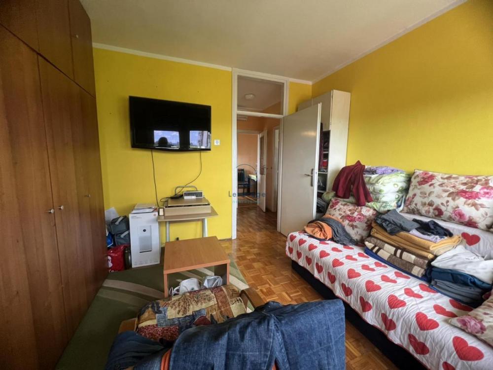 Stan na prodaju u Beogradu, Prvomajska, dvosoban, 58m2, cena 195000 evra