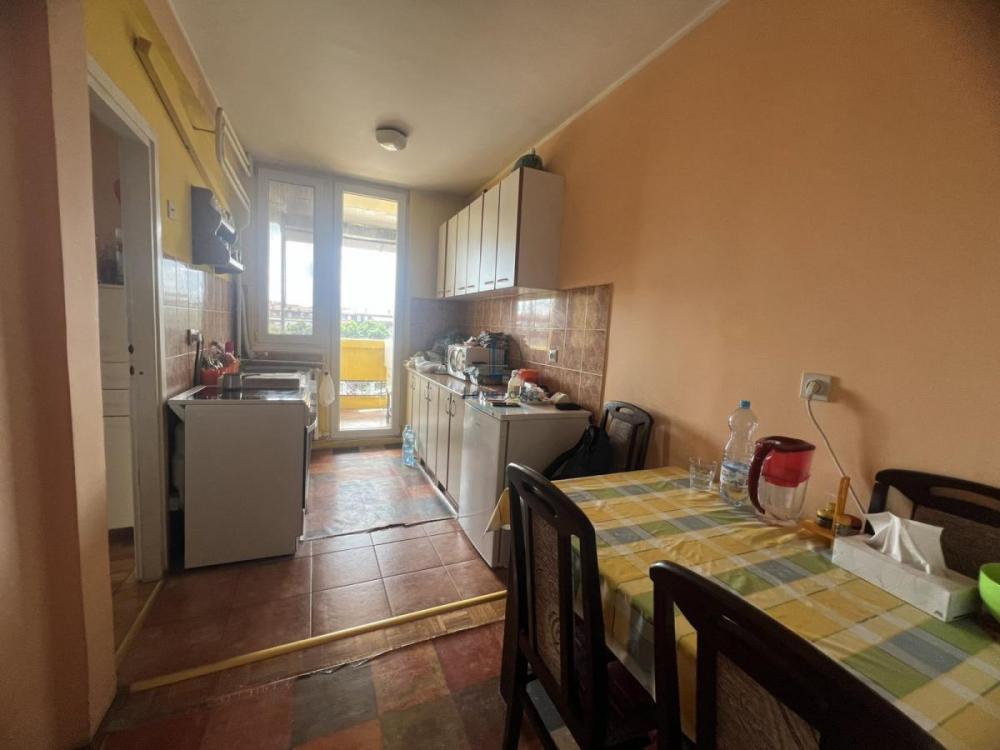 Stan na prodaju u Beogradu, Prvomajska, dvosoban, 58m2, cena 195000 evra
