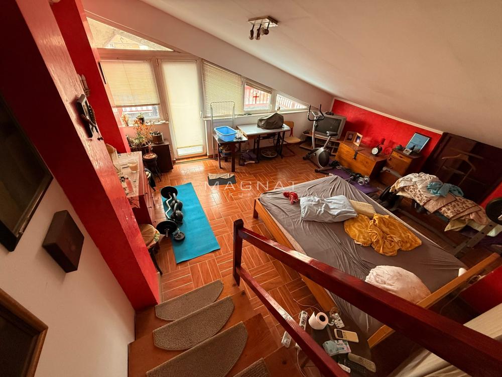 Stan na prodaju u Beogradu, Voždovac, 210m2, cena 399900 evra