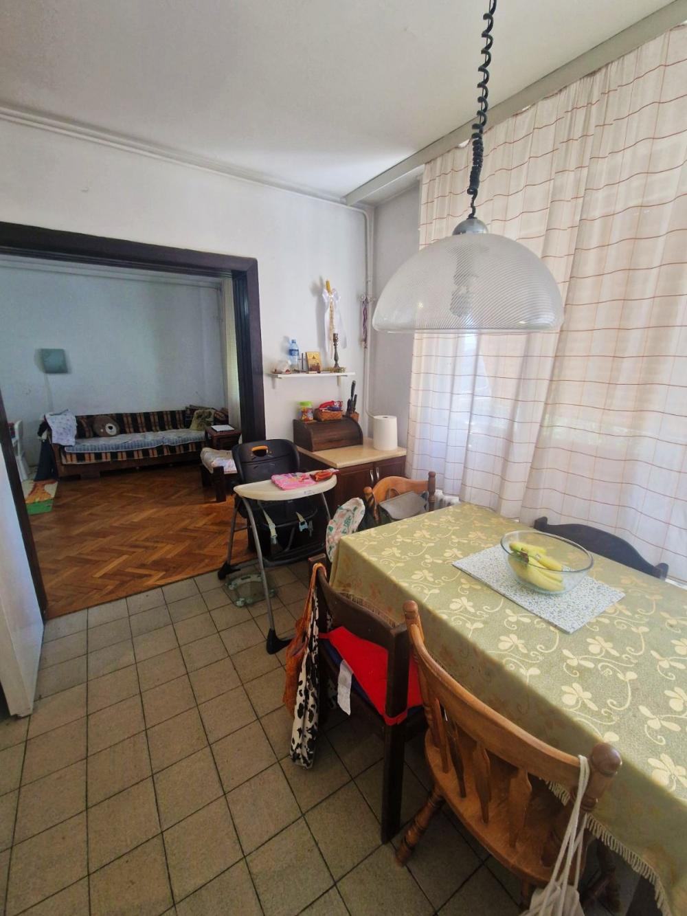 Stan na prodaju u Beogradu, Čubura, troiposoban, 81m2, cena 270000 evra