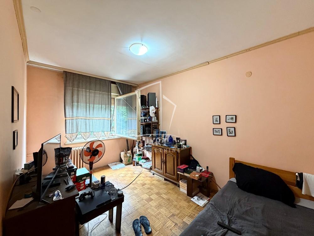 Stan na prodaju u Beogradu, Novi Beograd blok 62, dvoiposoban, 68m2, cena 220000 evra