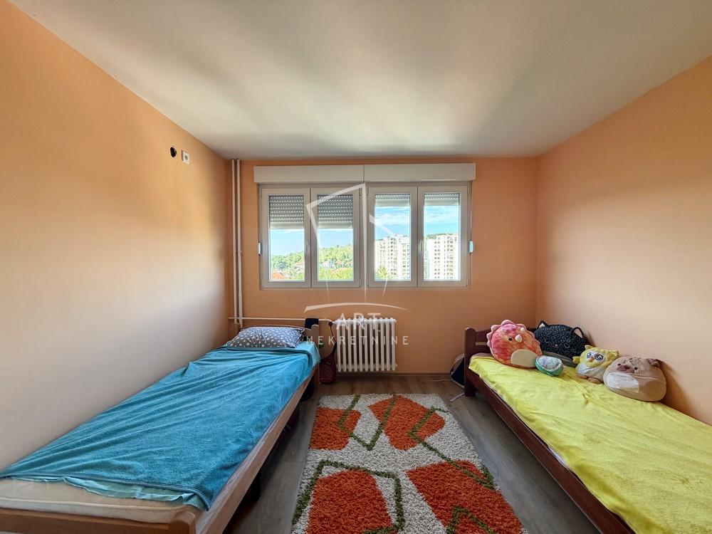Stan na prodaju u Beogradu, Kanarevo brdo, dvoiposoban, 54m2, cena 205000 evra