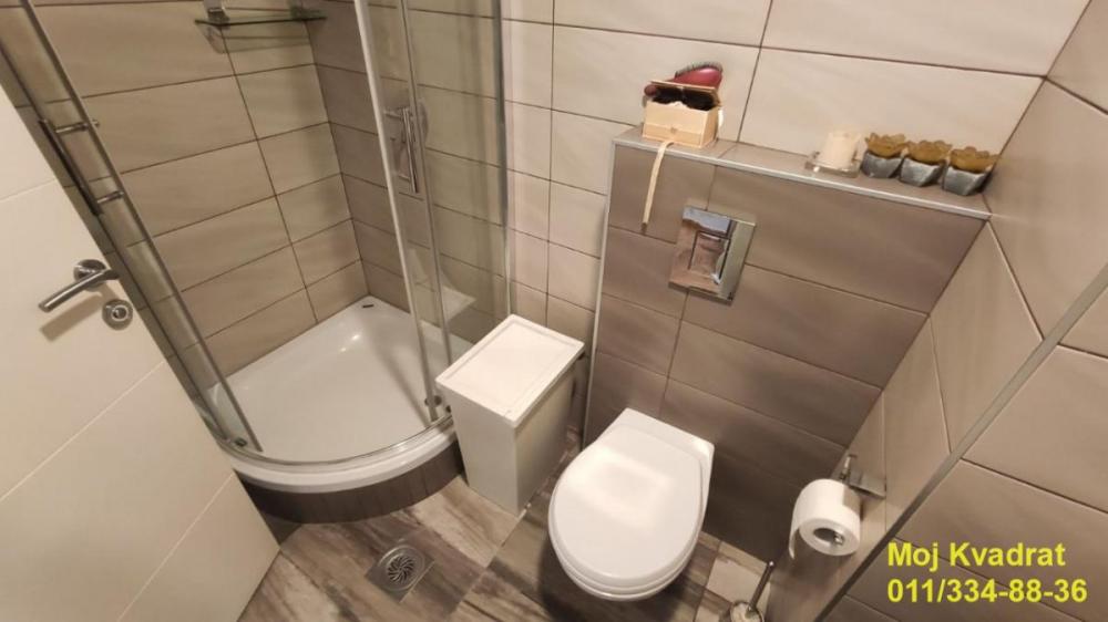 Stan na prodaju u Beogradu, Autokomanda, troiposoban, 94m2, cena 360000 evra