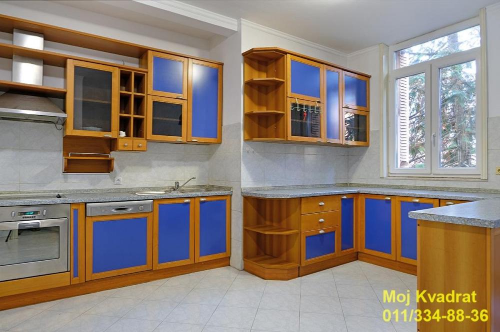 Stan na prodaju u Beogradu, Autokomanda, cetvorosoban, 163m2, cena 600000 evra