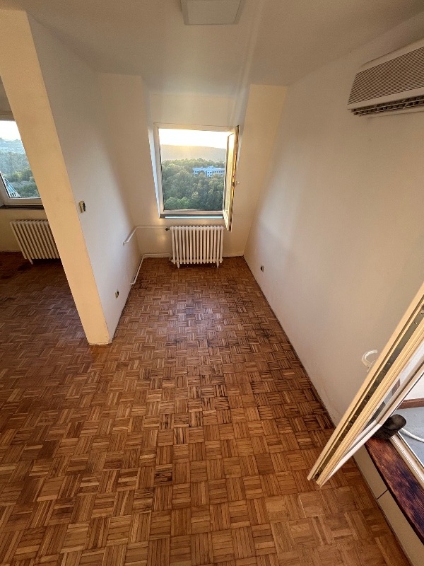 Stan na prodaju u Beogradu, Banjica, trosoban, 120m2, cena 210000 evra