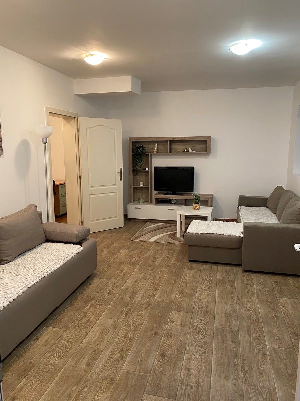 Stan na prodaju u Beogradu, Mirijevo, dvoiposoban, 68m2, cena 126000 evra