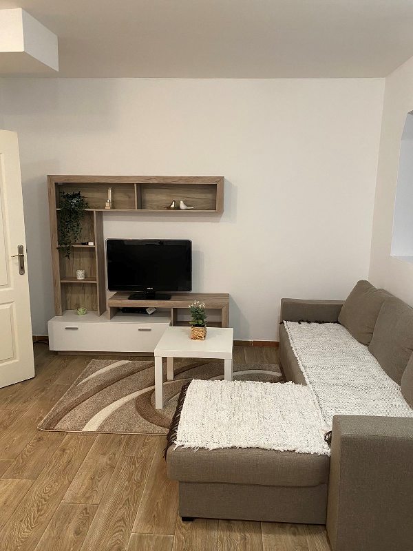 Stan na prodaju u Beogradu, Mirijevo, dvoiposoban, 68m2, cena 126000 evra