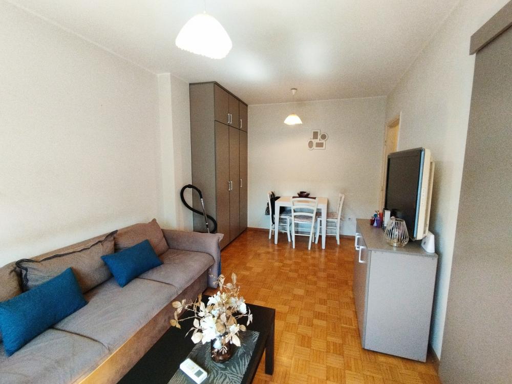 Stan na prodaju u Beogradu, Vračar, jednoiposoban, 27m2, cena 148500 evra