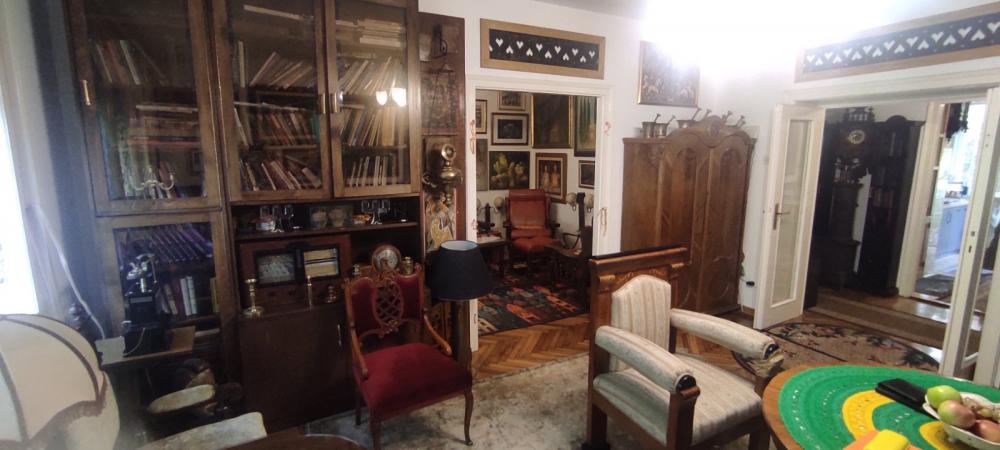 Stan na prodaju u Beogradu, Profesorska kolonija, trosoban, 72m2, cena 350000 evra