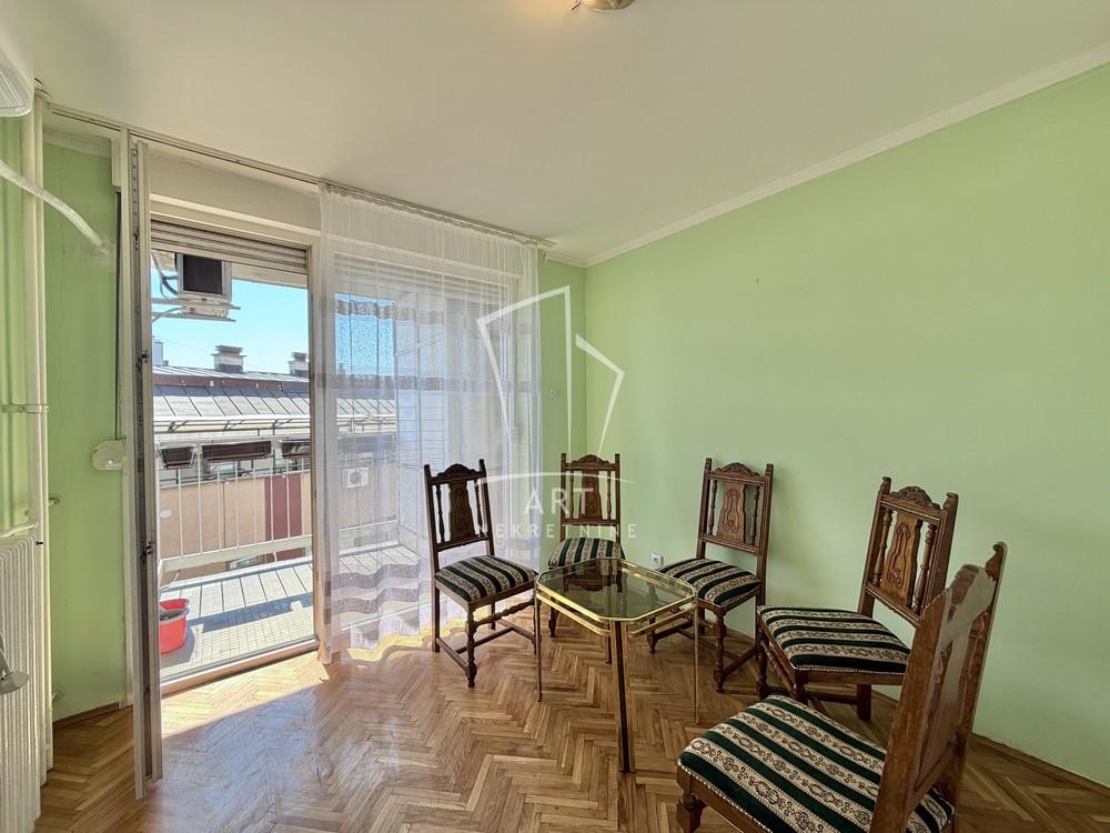 Stan na prodaju u Beogradu, Palilula, troiposoban, 69m2, cena 242000 evra