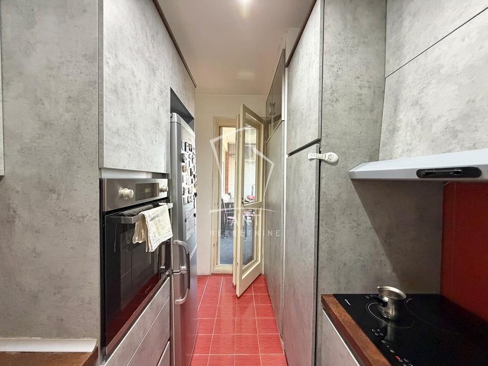 Stan na prodaju u Beogradu, Labudovo brdo, dvoiposoban, 56m2, cena 162000 evra