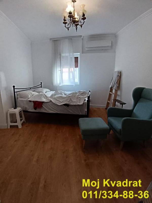 Stan na prodaju u Beogradu, Zemun Kej, dvosoban, 52m2, cena 180000 evra